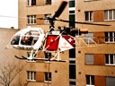 Helikopterflüge zwischen Wohnblöcken (1983)